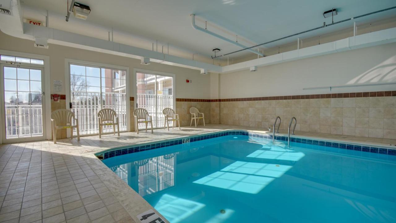 אושן סיטי Americana Condos 10Th Street מראה חיצוני תמונה
