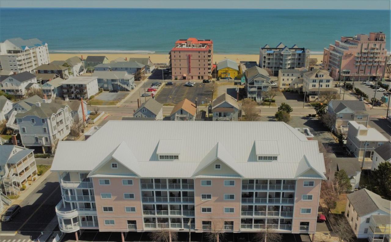 אושן סיטי Americana Condos 10Th Street מראה חיצוני תמונה
