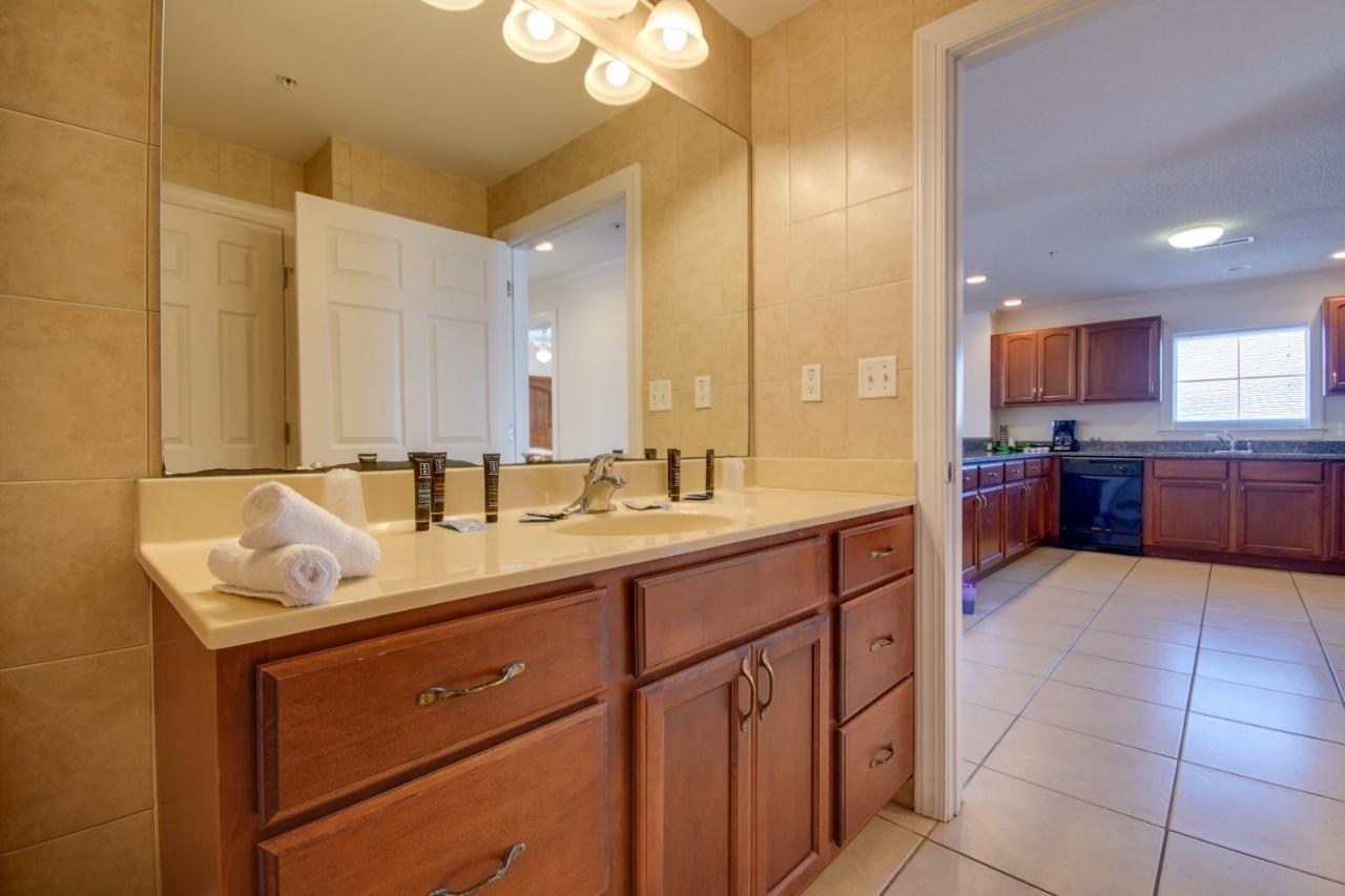אושן סיטי Americana Condos 10Th Street מראה חיצוני תמונה