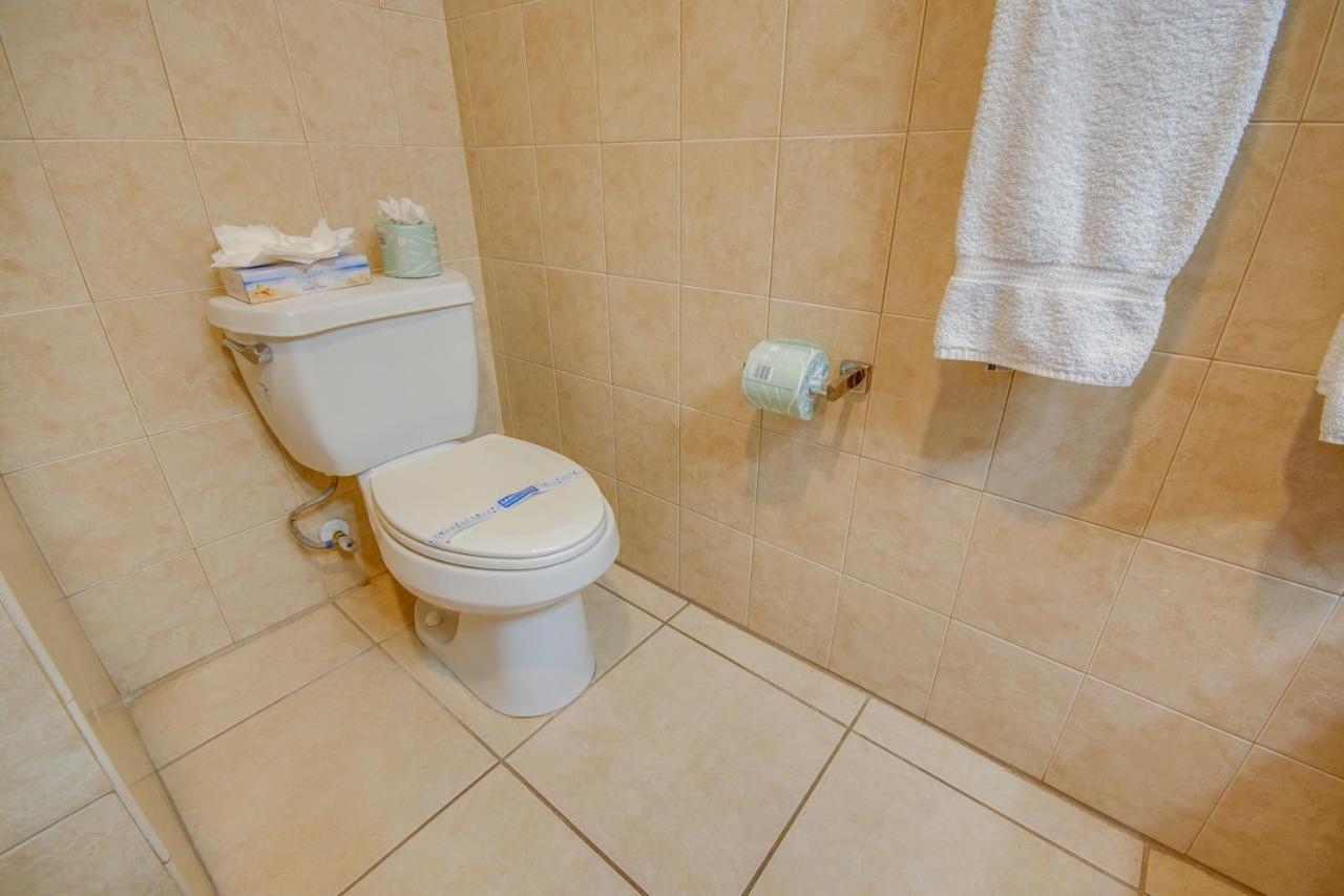 אושן סיטי Americana Condos 10Th Street מראה חיצוני תמונה